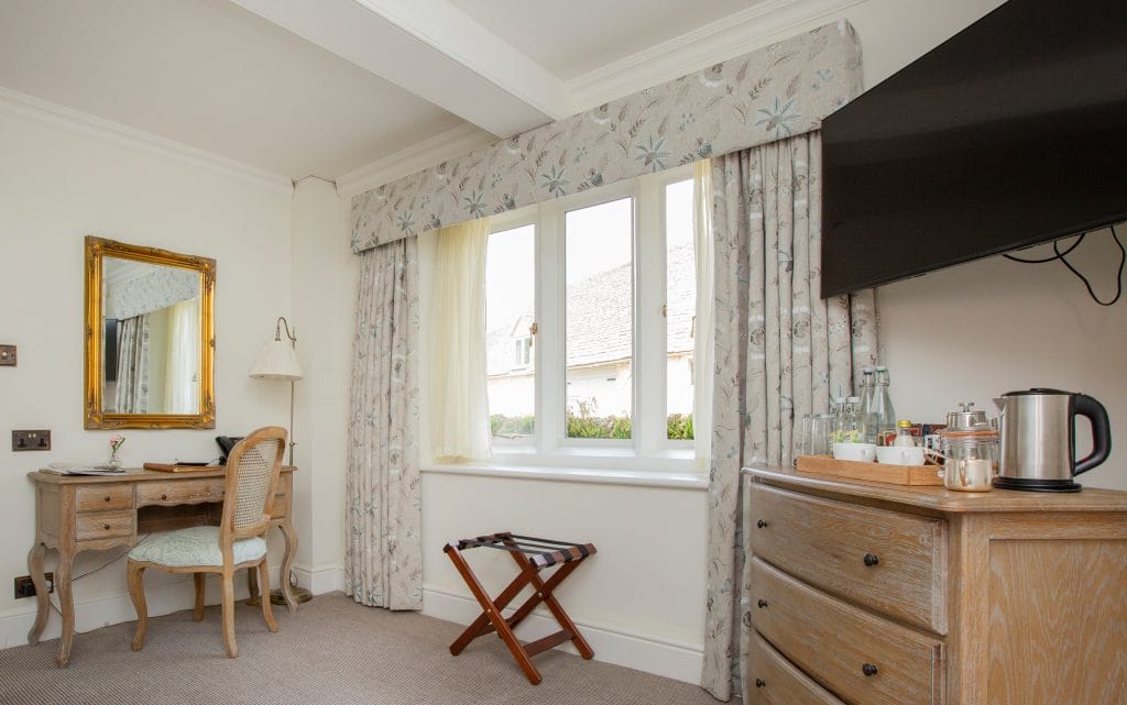 Hotel Interiors Photographer Nikki Kirk for Lords of the Manor