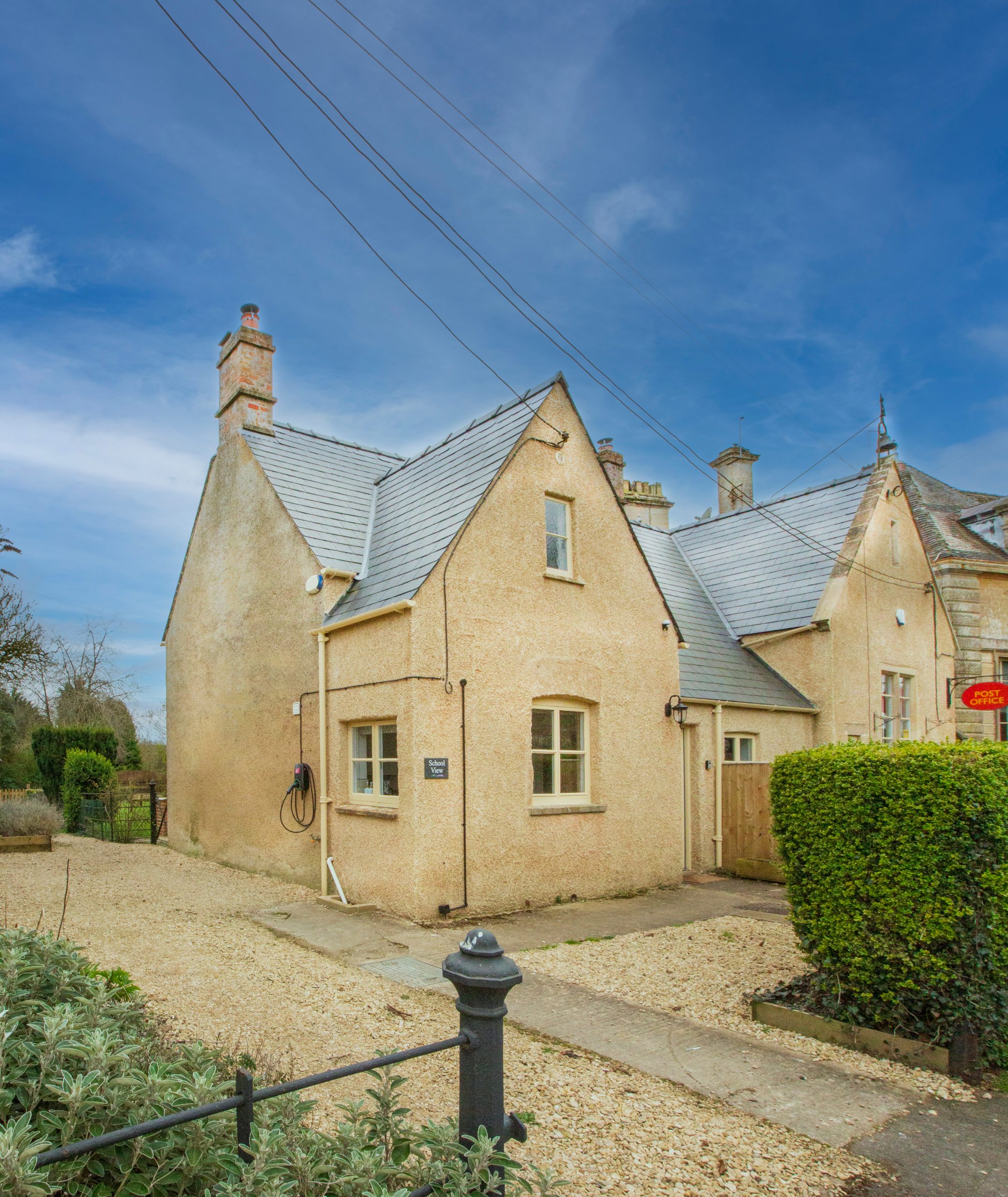 Cotswold Airbnb Photographer Nikki Kirk